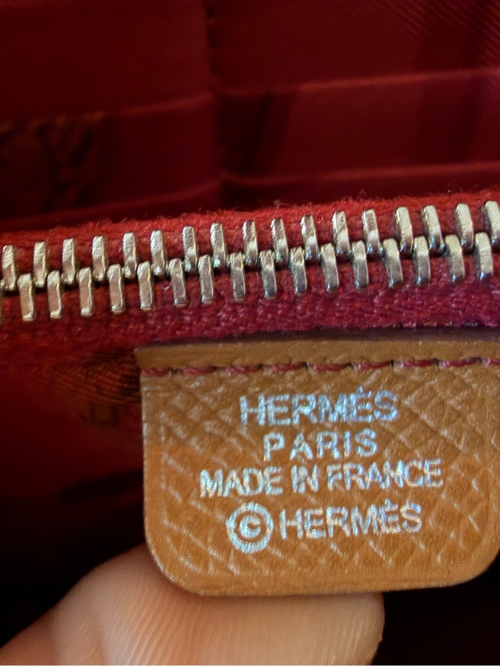 Hermes Rose Red Zip-Around Women's Wallet - Picture 2 of 7